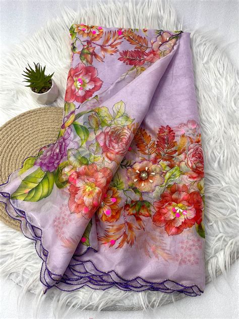 Eyes Catching Pure Soft Tabby Silk Saree With Beautiful Floral Printed ...