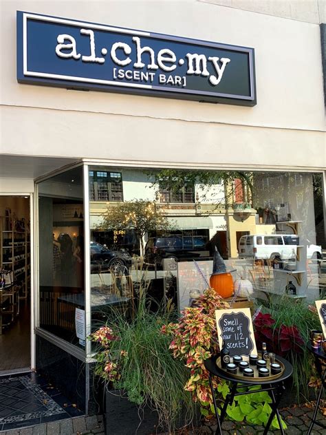 自分好みの香りを作れる: alchemy scent bar in Montclair | どなたかのお役に立てば♪ NY郊外と ...