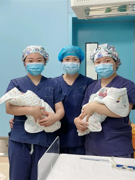 高龄孕妇怀双胎的几率？试管婴儿双胞胎的概率更高些！-上海试管服务机构