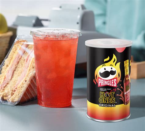 Pringles Hot Ones Original 2.5oz x 12ct