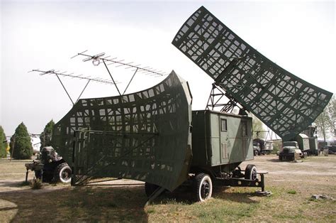 Chinese PLAAF J-23 Model LLQ-104 Radar (Surveillance Radar Type 23 ...