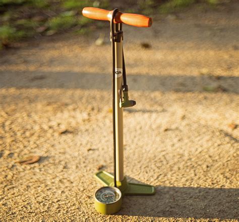 Silca Terra floor pump, Eolo inflator & Hot Wax X saves 12W! - Bikerumor