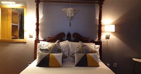 CASTLE LODGE B&B (Sennybridge) - B&B Reviews, Photos, Rate Comparison ...