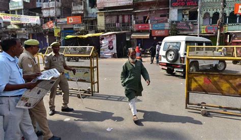 Police team escorting Atiq Ahmad, brother suspended; shooters identified