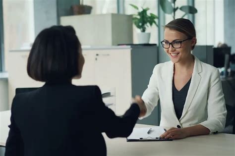 Welcoming New Talent: Onboarding Best Practices for New Employees