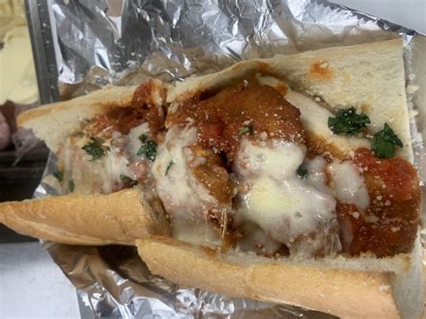 Menu & Prices - Charlie's On Main Pizza