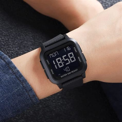 Digital Watch Large Numbers 的图像结果