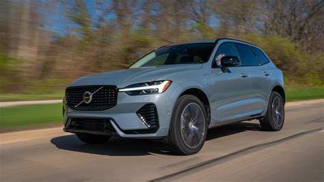 2025.5 Volvo XC90 First Drive Review: Is This Old Favorite 3-Row SUV Ready For Today?