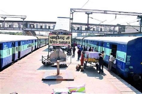 Chandigarh रेलवे स्टेशन को लेकर आई जरूरी खबर, Vande Bharat सहित कई ...