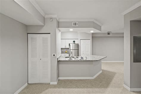 Photos | Bell Miramar Place | Apartments in Miramar, FL