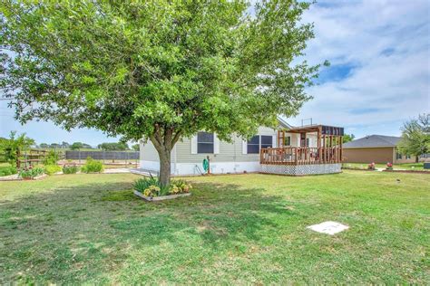 310 Glenwood St, Gainesville, TX 76240 | Homes.com