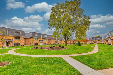 Courtyards On The Park - CLK