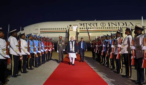 Narendra Modi Biography: Family, Age, Political Life, Height & Key ...