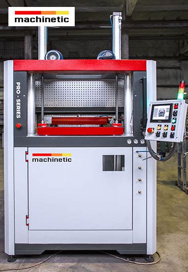 Industrial Vacuum Forming Machine / PRO - series