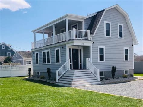 Middletown Vacation Rentals & Homes - Rhode Island, United States | Airbnb