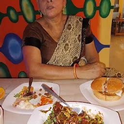 Best Top Rated Pizza restaurant in Karadva, Gujarat, India | Yappe.in