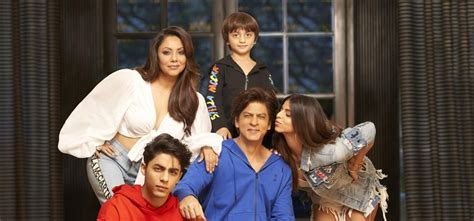Shah Rukh Khan spent LAKHS on these expensive gifts for Abram, Suhana ...