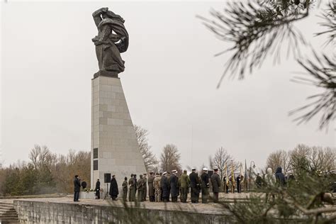 The Cold War Mystery The U.S. Military Can’t Afford to Forget - POLITICO