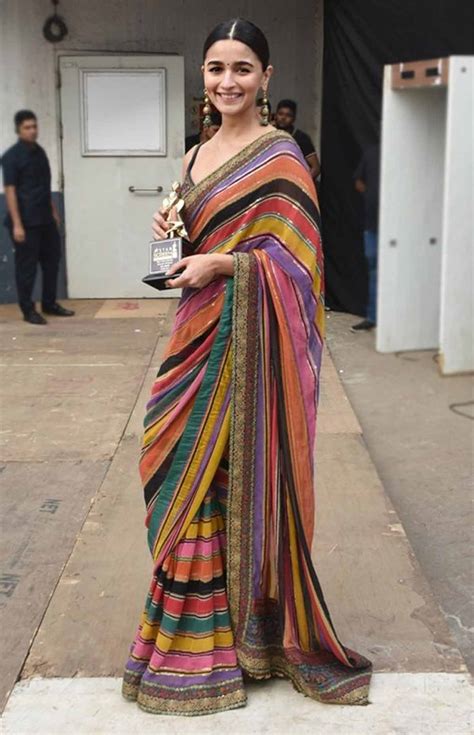 Saree Designs | साड़ी के नए डिजाइन | Printed Saree Ke Designs | latest ...