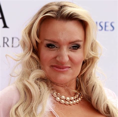 Stunning Pictures Of Daisy May: Capture Her Beauty In Three Shots