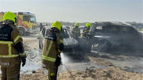 Dubai World Central airport पर दो कारों में लगी आग, 4 मिनट के अंदर ...