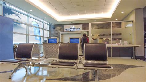 Southern Airways Express begins daily departures from McKellar-Sipes ...