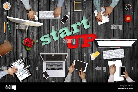 Busy People Images 的图像结果