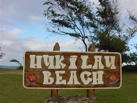 The story behind the Native Hawaiian hukilau | Hawai'i Public Radio