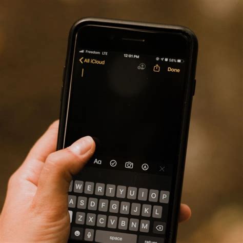 Using Notes On iPhone 的图像结果