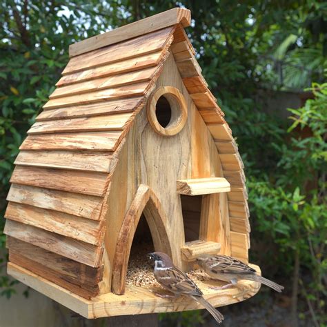 Turning Old Pallets into Impressive Wooden Bird House and Feeder ...