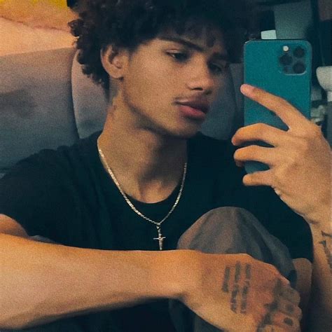 Pin by ٴٴٴ on シ | Light skin men, Dark skin boys, Light skin boys