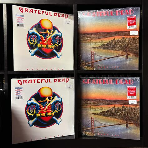 Grateful Dead Album Covers Dead Set
