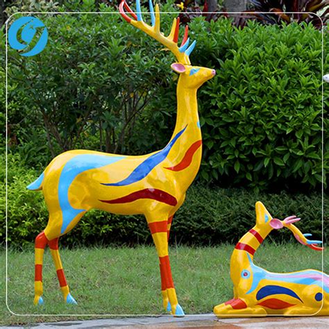 玻璃钢彩绘骆驼 玻璃钢抽象动物雕塑 - 卓景雕塑公司