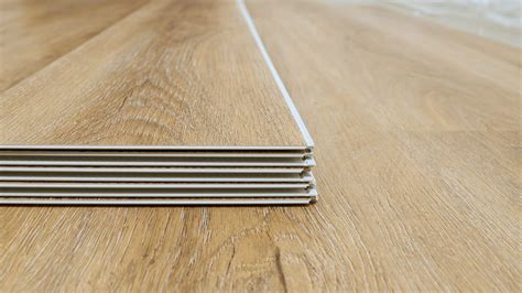 Click Together Vinyl Plank Flooring