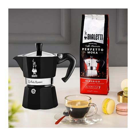 Bialetti Express Moka Pot, 3 чашки, черный Цена