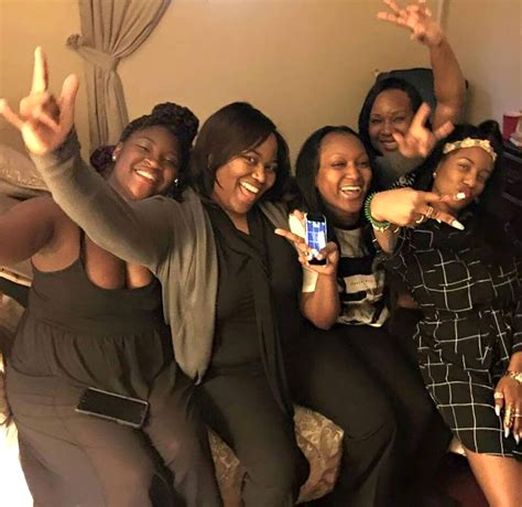 Mom of Shanquella Robinson who died in Mexico says she didn't believe ...