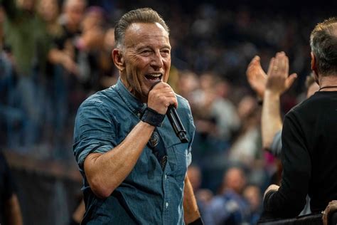 Bruce Springsteen | San Francisco. March 31, 2024. 📸: @redemartin ...