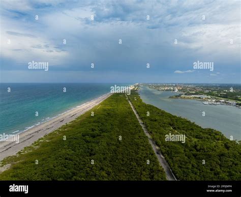 Aerial photo Hobe Sound Beach FL Stock Photo - Alamy