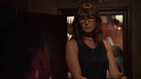 Svetlana in glasses appreciation post. : r/shameless