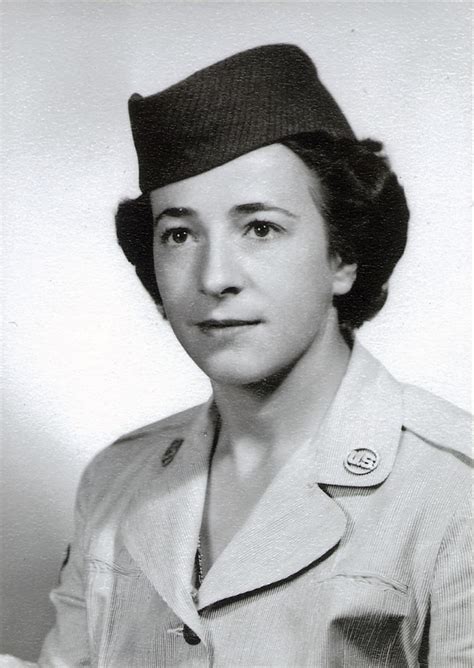 Lesbian veteran, 90, expelled from Air Force in '55, finally gets her ...