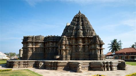 12 Best Places To Visit In India In The Year 2024: Trending Destinations!