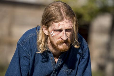 'Fear the Walking Dead' Adds Austin Amelio's Dwight in Latest Crossover ...