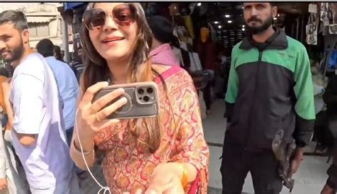 VIP treatment, gunmen for Jyoti Malhotra in Pakistan: Scottish vlogger ...