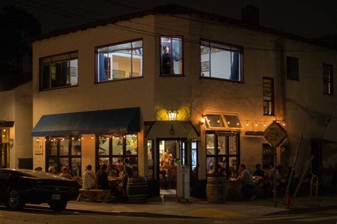 One of the Bay Area's most popular restaurants, Snail Bar in Oakland ...