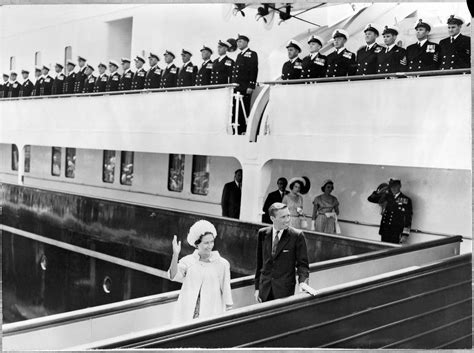 princess margaret wedding dress the crown