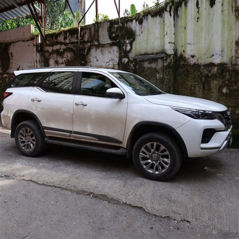 Free Fitment in Mumbai | Fortuner Ironman4x4 Nitro Gas Suspension ...