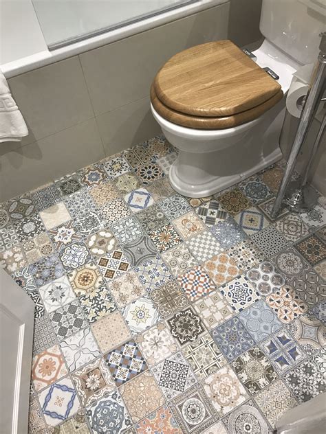 Vinyl Flooring for Stylish Bathroom Decor