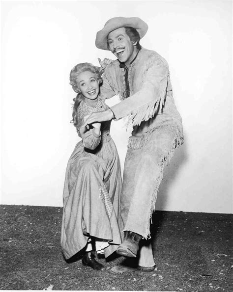 Howard Keel and Jane Powell Starring in the 1954 Musical Seven Brides ...