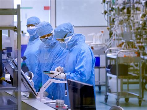 India Reforms Drug Rules: Faster Licenses for Pharma