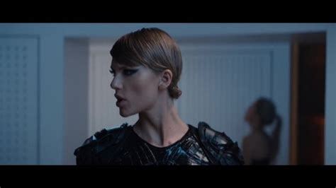 Taylor Swift Web Photo Gallery | Taylor swift web, Web photos, Bad blood